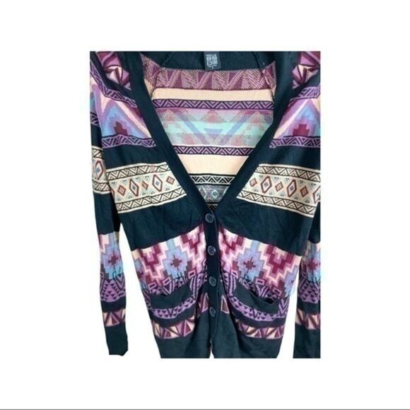 Colorful cardigan Sweater Size Small by the brand Nollie. - Picture 4 of 5